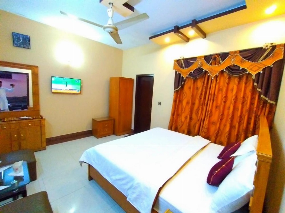 Royal Residency Guest House Karachi Main image